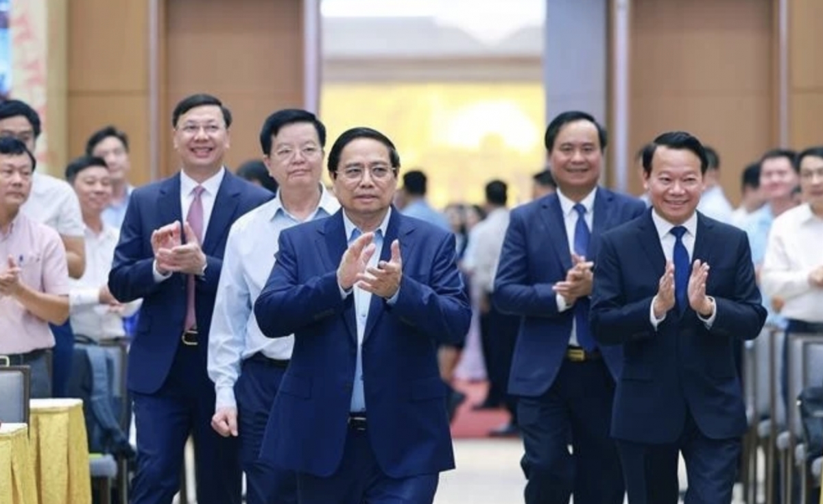 PM chairs national conference on new rural development, sustainable poverty reduction
